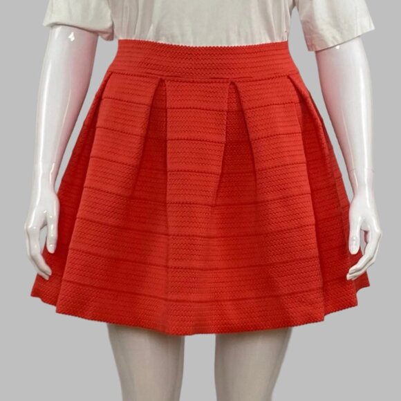 Express red pleated skirt - Picture 1 of 4